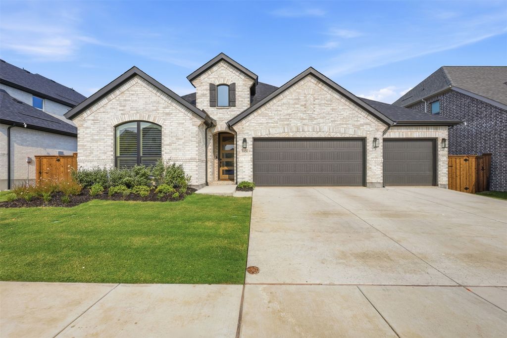 3320 Lacebark Lane, Celina, TX 75009