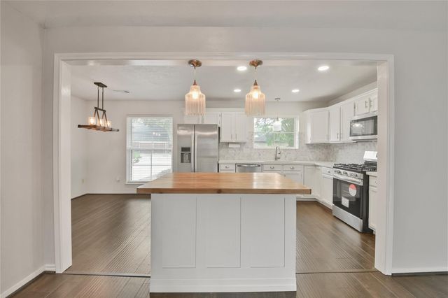 5014 Temple Bell Drive, Spring, TX 77388