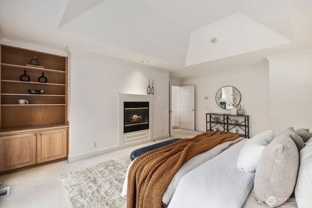 1665 204th Avenue NE, Sammamish, WA 98074