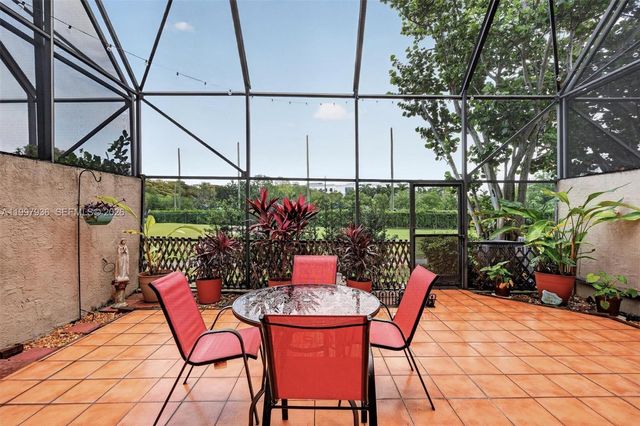 3984 Adra Ave E-51, Doral, FL 33178