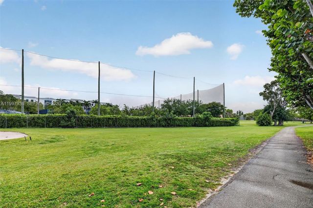 3984 Adra Ave E-51, Doral, FL 33178