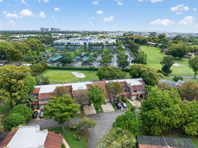 3984 Adra Ave E-51, Doral, FL 33178