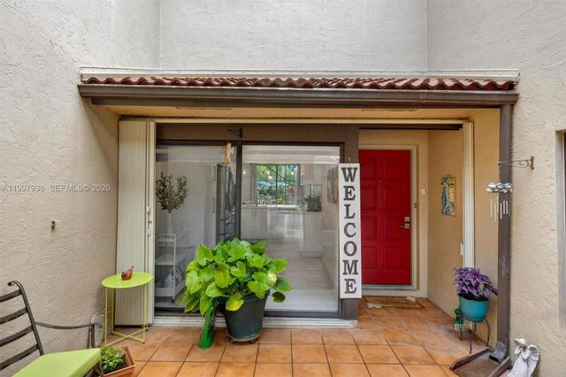 3984 Adra Ave E-51, Doral, FL 33178