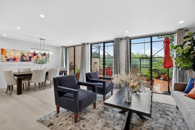 3984 Adra Ave E-51, Doral, FL 33178