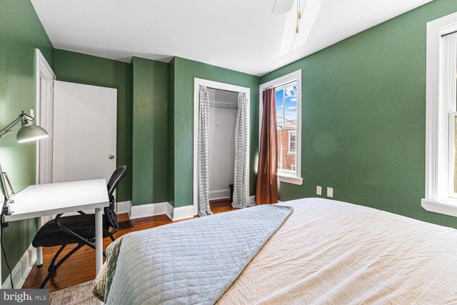 2225 PEMBERTON ST, Philadelphia, PA 19146