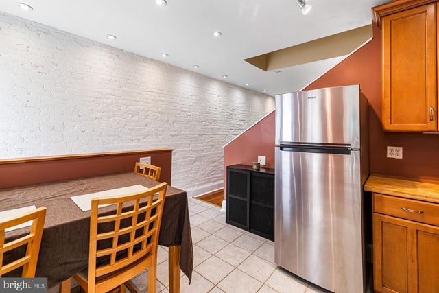 2225 PEMBERTON ST, Philadelphia, PA 19146