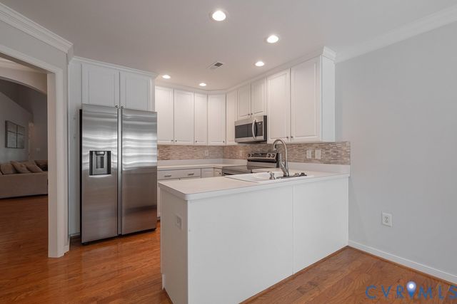 5016 Belmont Park Rd, Glen Allen, VA 23059
