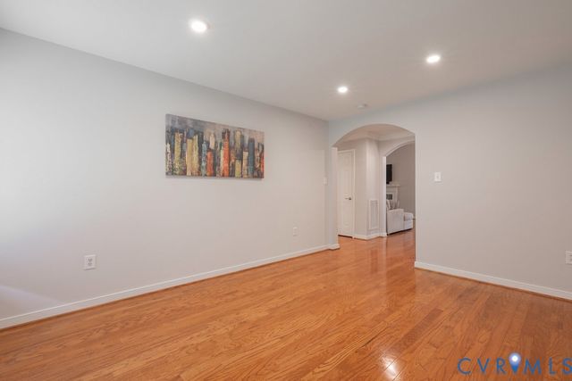 5016 Belmont Park Rd, Glen Allen, VA 23059