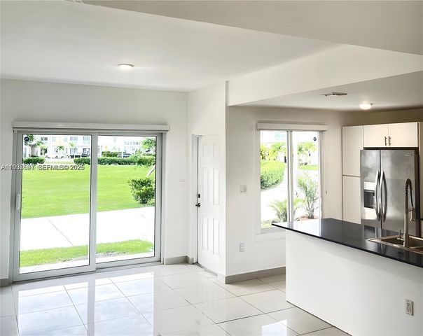 13937 SW 259th Way, Homestead, FL 33032