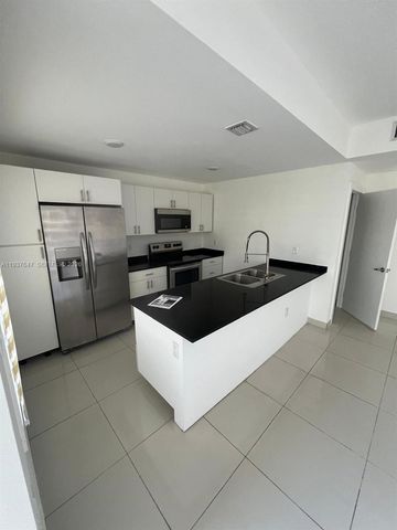 13937 SW 259th Way, Homestead, FL 33032