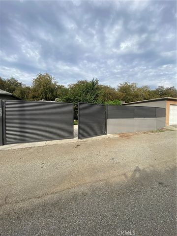 656 N Vallejo, Upland, CA 91786