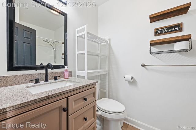 6080 Northrup Drive, Waterford Charter Township, MI 48329