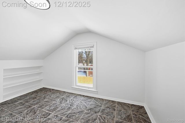 6080 Northrup Drive, Waterford Charter Township, MI 48329