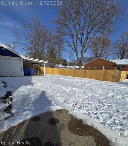 6080 Northrup Drive, Waterford Charter Township, MI 48329