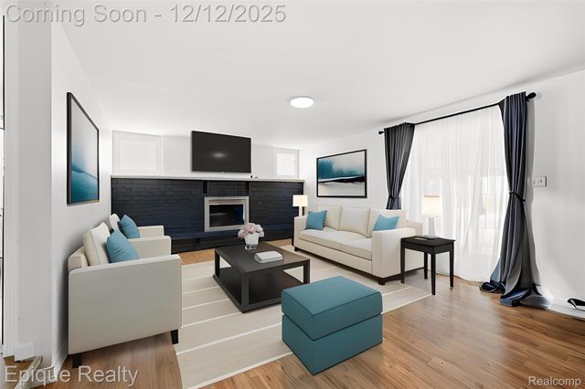 6080 Northrup Drive, Waterford Charter Township, MI 48329