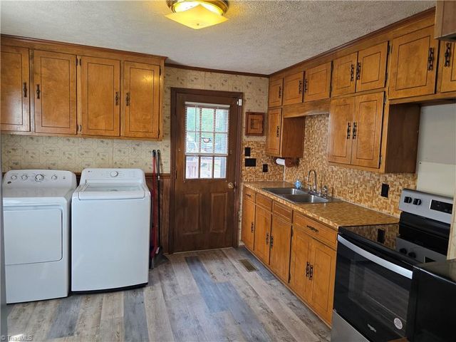 202 Boyd Street, Reidsville, NC 27320