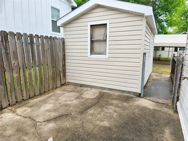 202 Boyd Street, Reidsville, NC 27320