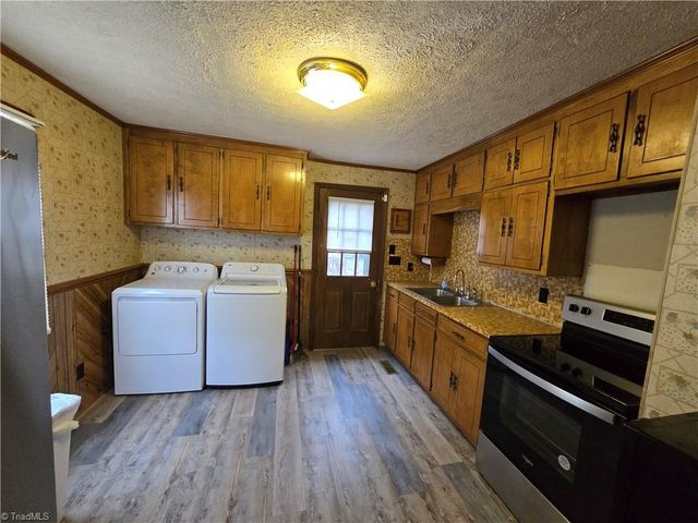 202 Boyd Street, Reidsville, NC 27320