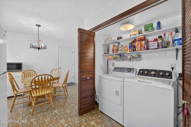4821 W Lord Byron Road, Wilmington, NC 28405