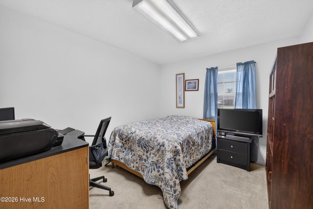 4821 W Lord Byron Road, Wilmington, NC 28405