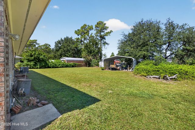 4821 W Lord Byron Road, Wilmington, NC 28405