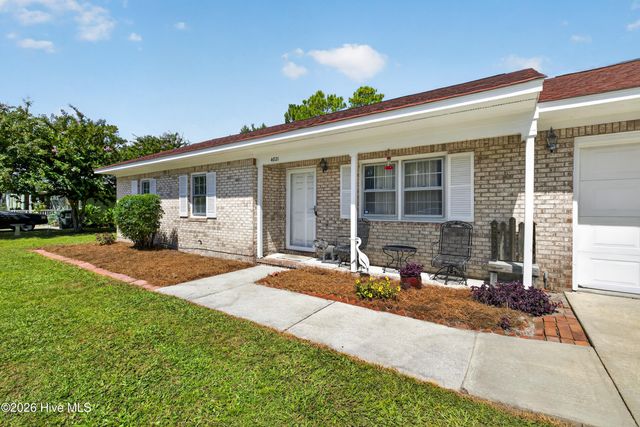 4821 W Lord Byron Road, Wilmington, NC 28405