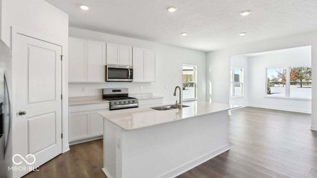 8080 Wesleyan Drive, Avon, IN 46123