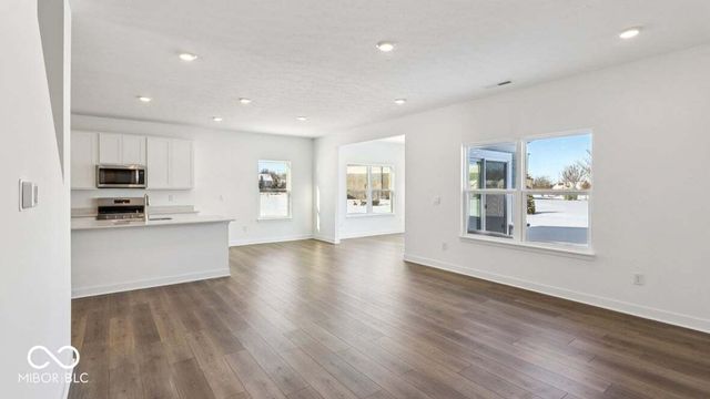 8080 Wesleyan Drive, Avon, IN 46123