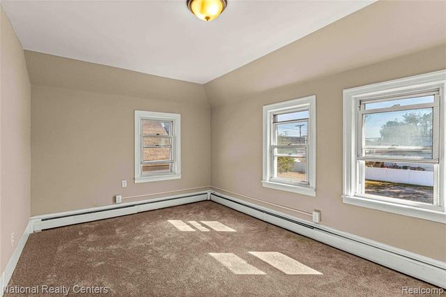 16 Alexander Street, River Rouge, MI 48218