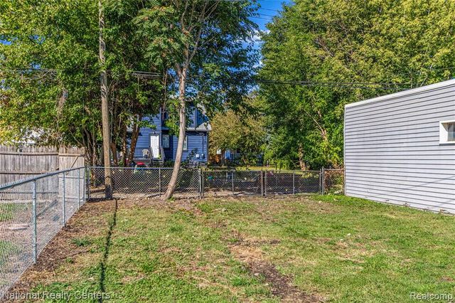 16 Alexander Street, River Rouge, MI 48218