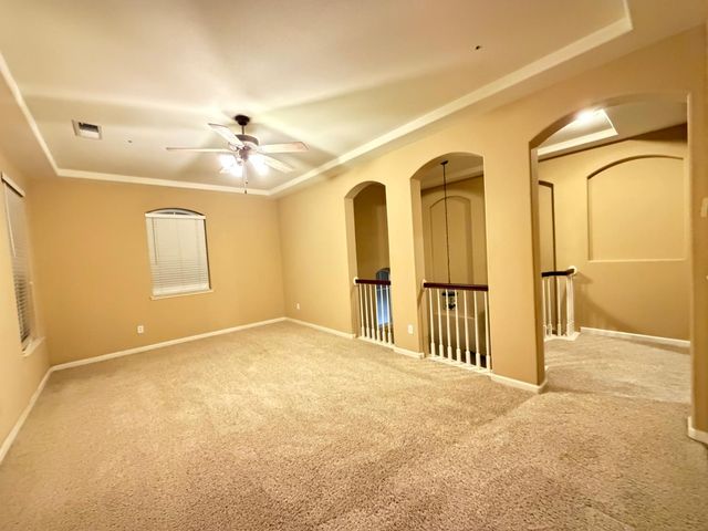 3200 Mont Cliff Ct, Modesto, CA 95355