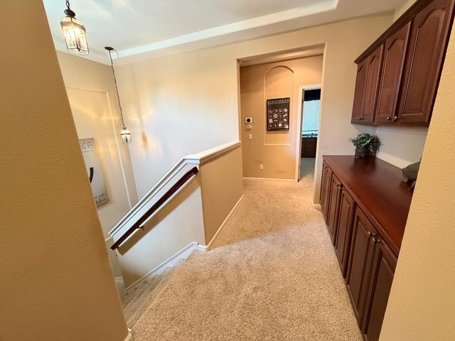 3200 Mont Cliff Ct, Modesto, CA 95355