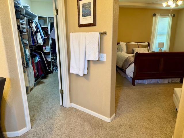 3200 Mont Cliff Ct, Modesto, CA 95355