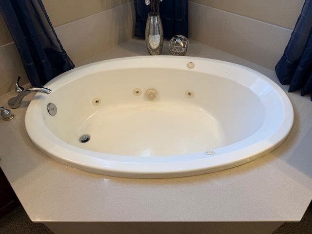 3200 Mont Cliff Ct, Modesto, CA 95355