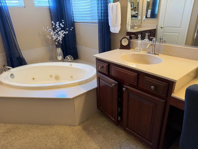 3200 Mont Cliff Ct, Modesto, CA 95355