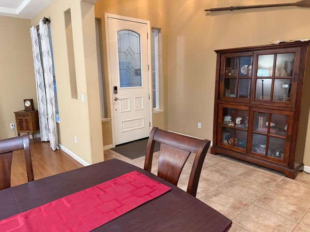 3200 Mont Cliff Ct, Modesto, CA 95355