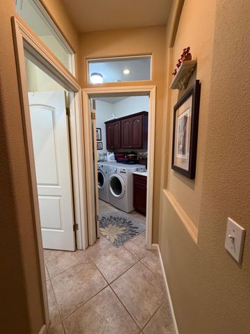 3200 Mont Cliff Ct, Modesto, CA 95355