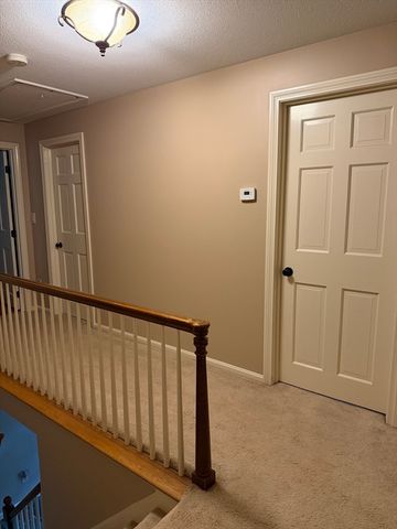 29 W Colonial Rd, Wilbraham, MA 01095