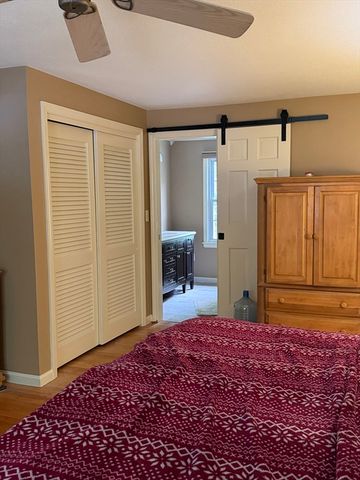 29 W Colonial Rd, Wilbraham, MA 01095