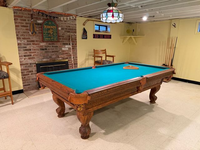29 W Colonial Rd, Wilbraham, MA 01095