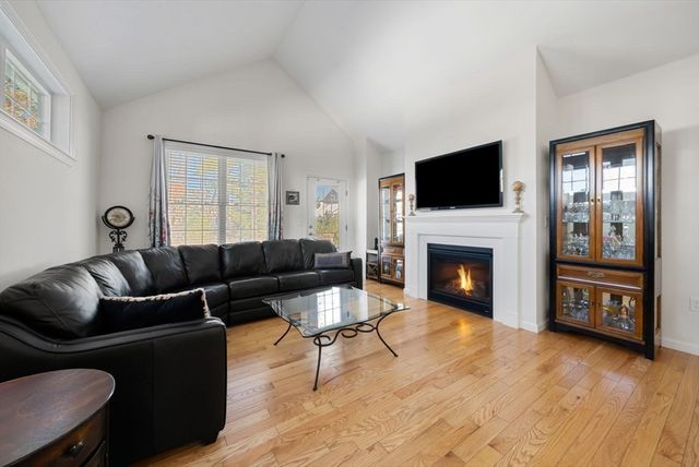 44 Mariners Way 44, Plymouth, MA 02360