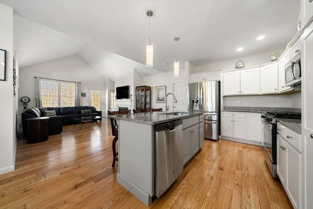 44 Mariners Way 44, Plymouth, MA 02360