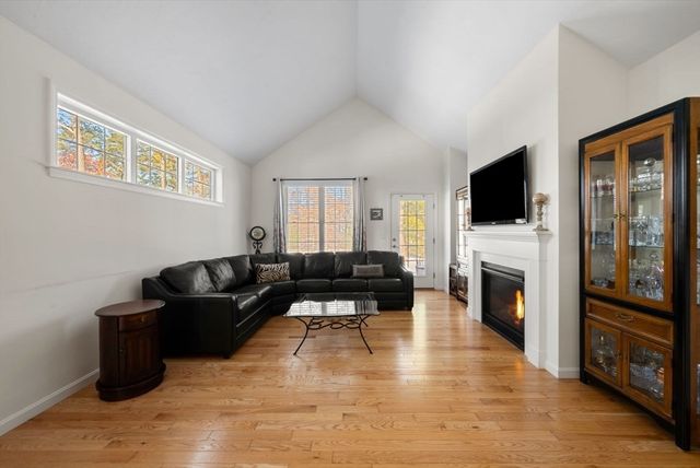 44 Mariners Way 44, Plymouth, MA 02360