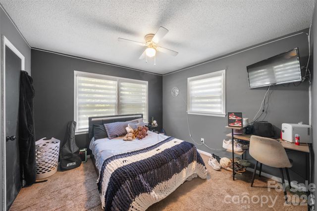 44080 Woodhurst Road 26, New London, NC 28127
