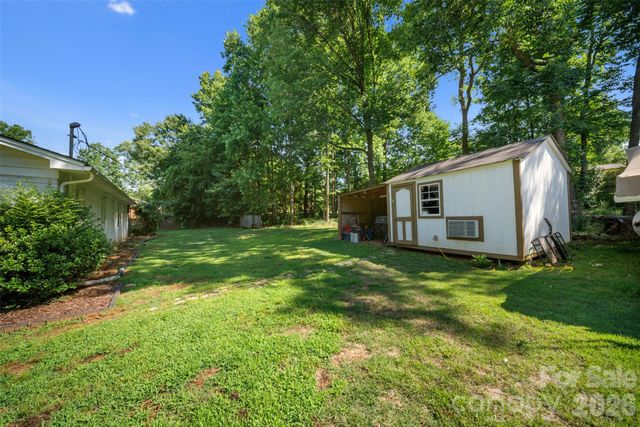 44080 Woodhurst Road 26, New London, NC 28127