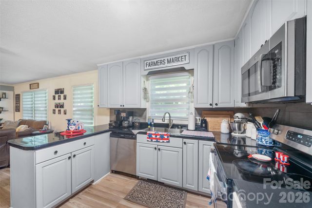 44080 Woodhurst Road 26, New London, NC 28127
