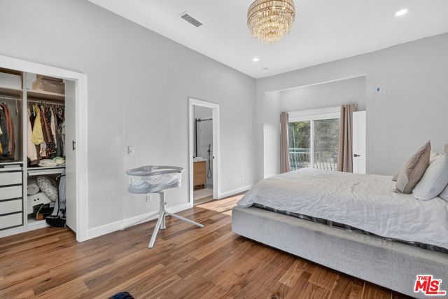 313 S Sycamore Avenue, Los Angeles, CA 90036