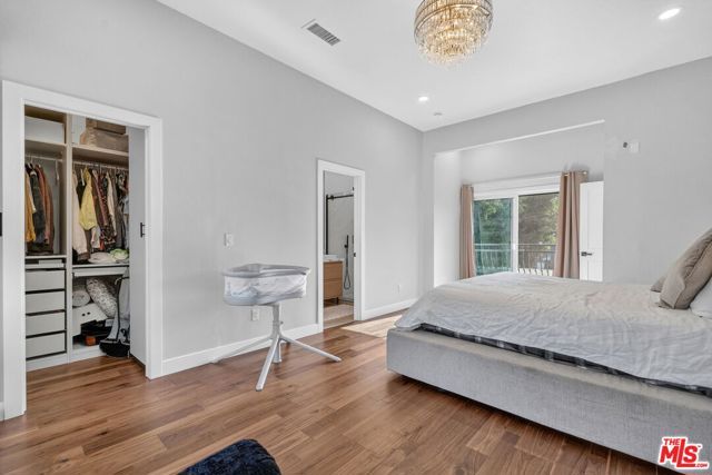 313 S Sycamore Avenue, Los Angeles, CA 90036