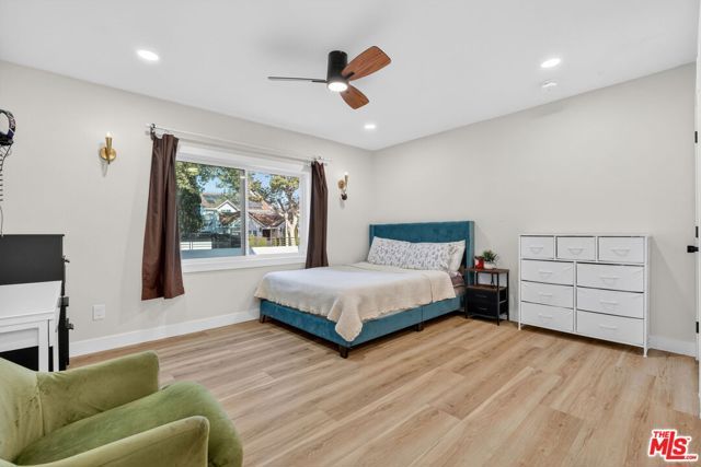 313 S Sycamore Avenue, Los Angeles, CA 90036