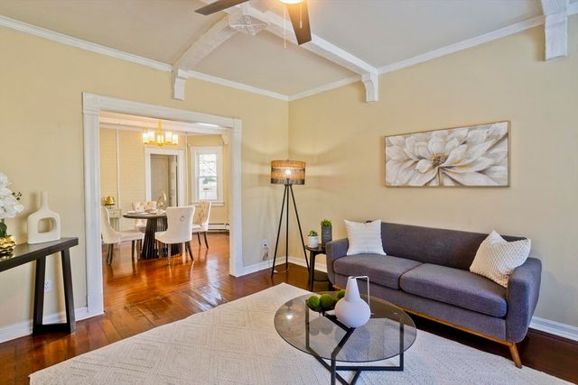 30 Parkwood St, Springfield, MA 01108